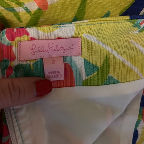 RESORT WARE - Lilly Pulitzer Skort with beautiful lace detail - LIKE NEW! - Picture 4 of 4